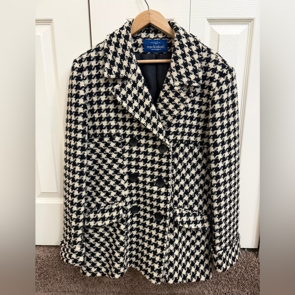 Mackintosh Jackets & Blazers - Mackintosh double-breasted houndstooth coat. Plaid Black and White Wool